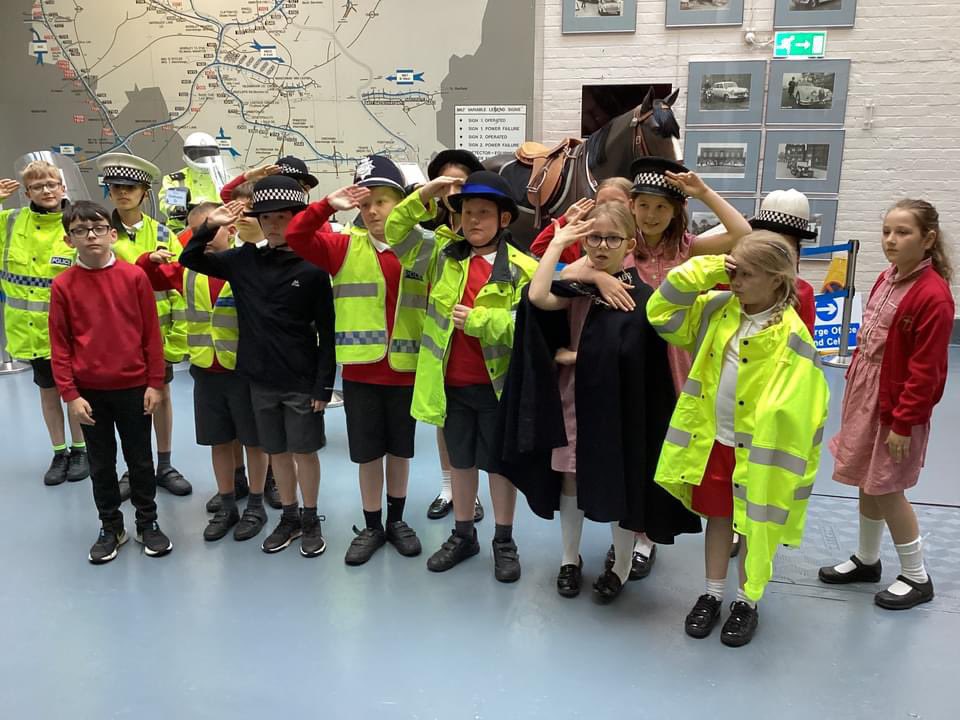 CeRainford's tweet photo. Year 5 recently visited the @GMPMuseum (part of the National Justice Museum). They had an enriching experience learning about the rich history of policing, dating back to the very first officers. The highlight of the trip was a stimulating courtroom workshop. 😄🚔 https://t.co/fVJjZKKAwc