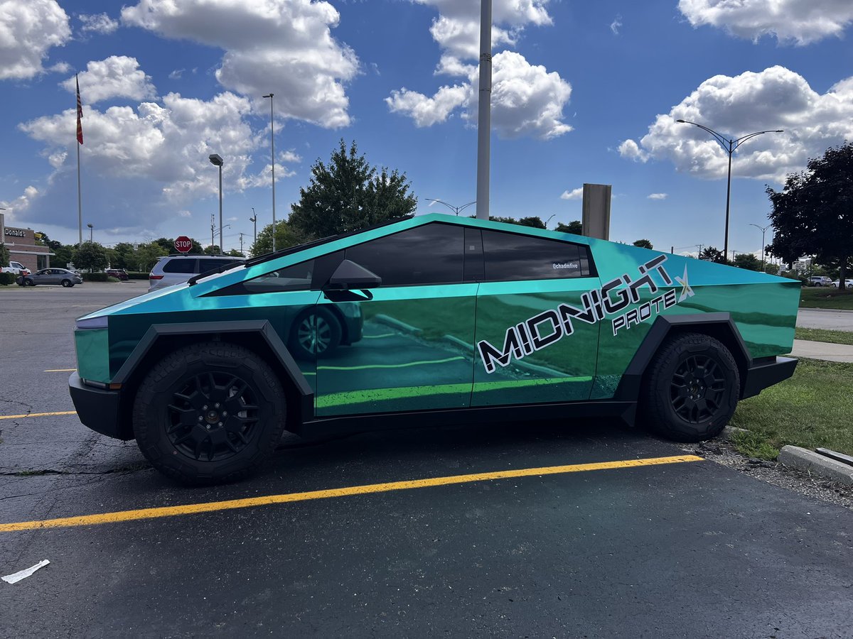 realsaraf's tweet photo. Who wants this #badboy 

#Cybertruck https://t.co/B8SgrwRvmW