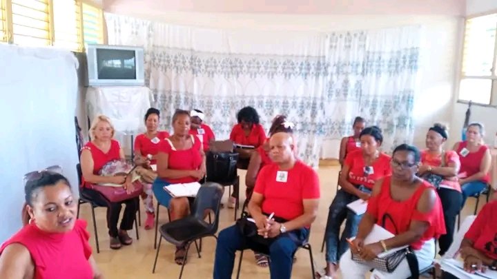 En el horario de la tarde, continuamos con el trabajo en comisiones en el Seminario de Preparación para el curso escolar 2024  - 2025. 
#SongoLaMaya
#CubaMined #DpeSantiago #vamospormas2024