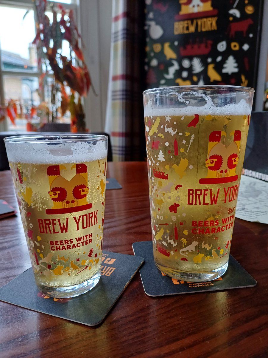 FionaWhitty73's tweet photo. Just popped into The Mitre in Knaresborough to sample a Kammys un-beer-lieveable. Must say it went down well and went back for another 🍺😜. @brewyorkbeer @chris_kammy https://t.co/w2ymqJFDMU