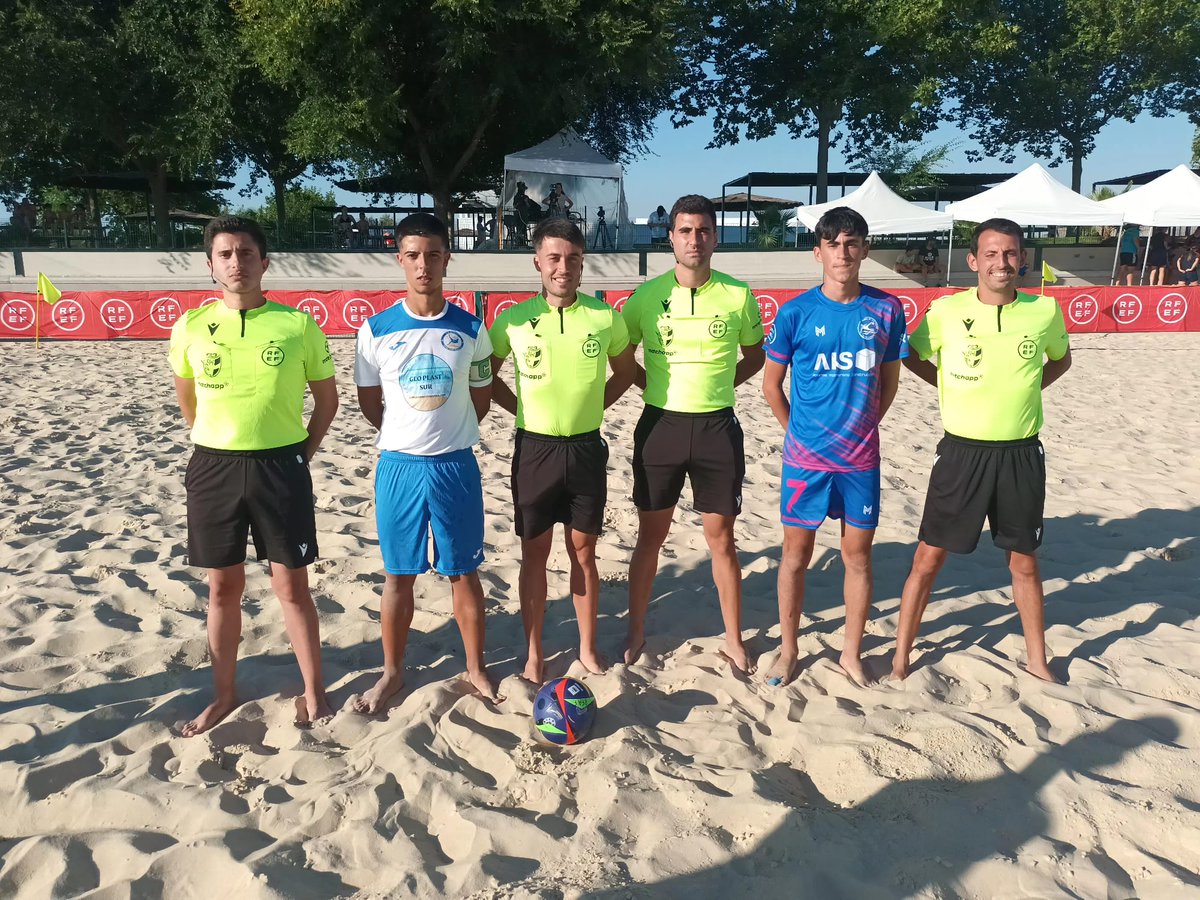RFAF's tweet photo. 🏆🏖️ Campeonato España Clubes Base Fútbol Playa 

🔢Resultados l J1

👥Juvenil
⚔️ #ADElViso 4-2 #FútbolFranMejías
⚔️ @P_de_San_Javier 5-4 @CdfpMarbella 

👥 Infantil
⚔️ #VictoriaBS 13-0 #ADElViso
⚔️ #MelillaCD 7-7 #LosAlcázaresFP 

#FútbolPlaya