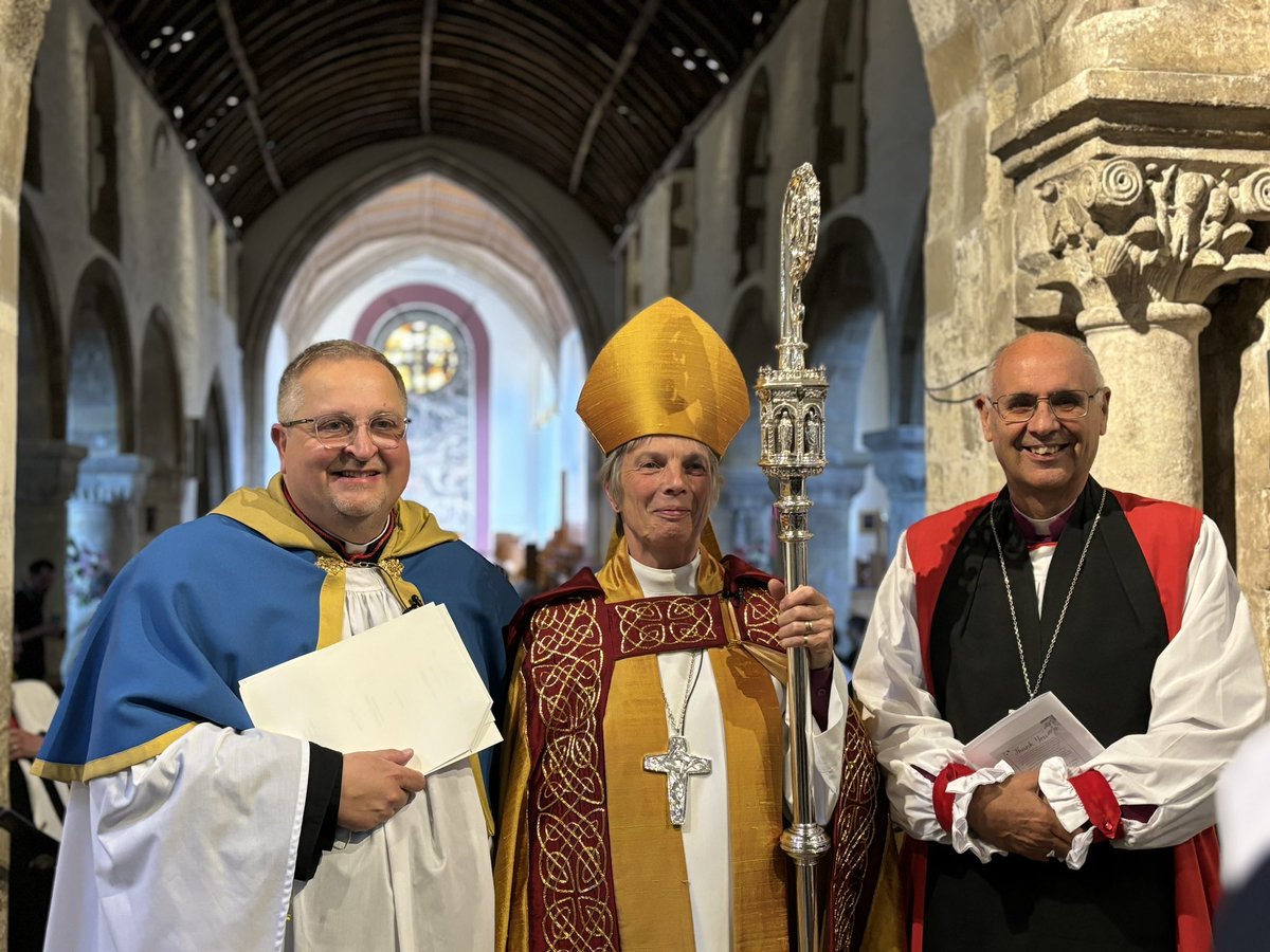 Becca Stevens (@rebeccaclaires1) on Twitter photo Wonderful to see John installed as Residentiary Canon for Worship and Congregational Life <a href="/newportcath/">Newport Cathedral</a> this evening! <a href="/MonmouthDCO/">Monmouth Diocese</a> <a href="/cherry_vann/">Cherry Vann</a> <a href="/deanofnewport/">Ian Black āļø</a> <a href="/ianrees66/">IRees</a> <a href="/venjsw/">Jonathan Williams SCP</a> Wonderful to see John installed as Residentiary Canon for Worship and Congregational Life <a href="/newportcath/">Newport Cathedral</a> this evening! <a href="/MonmouthDCO/">Monmouth Diocese</a> <a href="/cherry_vann/">Cherry Vann</a> <a href="/deanofnewport/">Ian Black āļø</a> <a href="/ianrees66/">IRees</a> <a href="/venjsw/">Jonathan Williams SCP</a>