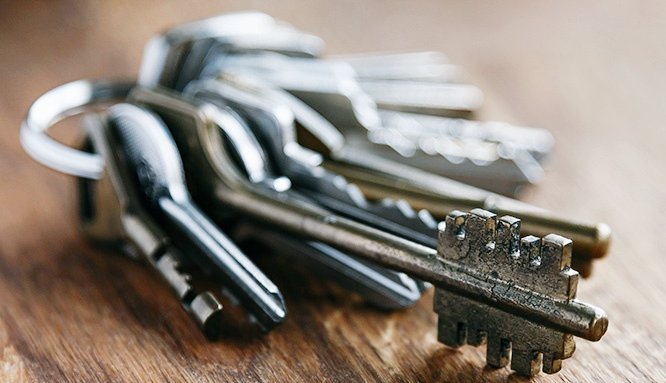 fetishlady01's tweet photo. I can't stop think about the keys from my chastity boys.....🗝️🔐 https://t.co/xlucUoxUvy
