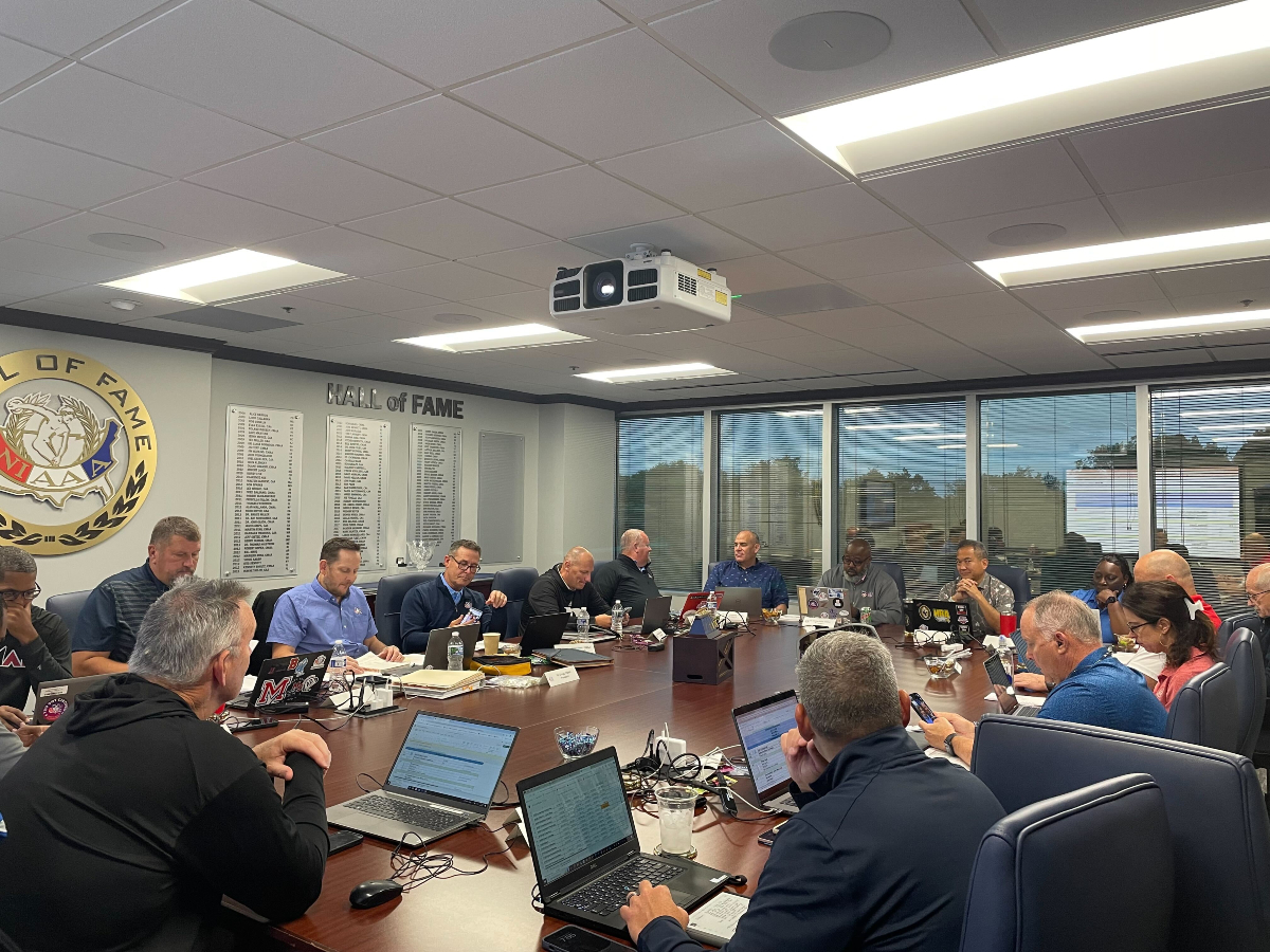 Thanks to this great group of NIAAA Board members for serving our membership and striving to better our association! They've had a full schedule these last few days and it's always fun to have them here. #NIAAABOD
