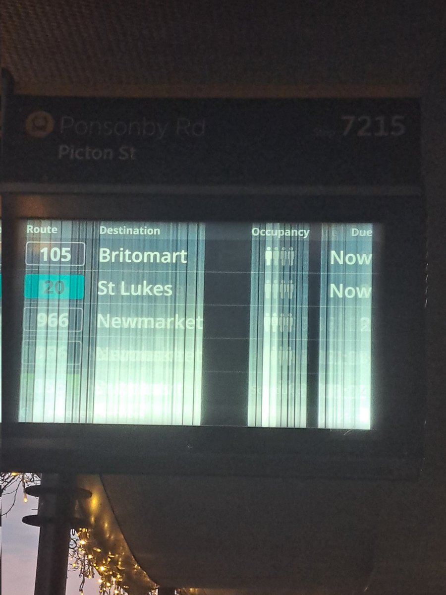 colinguld's tweet photo. @AklTransport Info screen at bus stop 7215 Ponsonby Rd, Picton St needs some attention https://t.co/w5ARM6LYZh