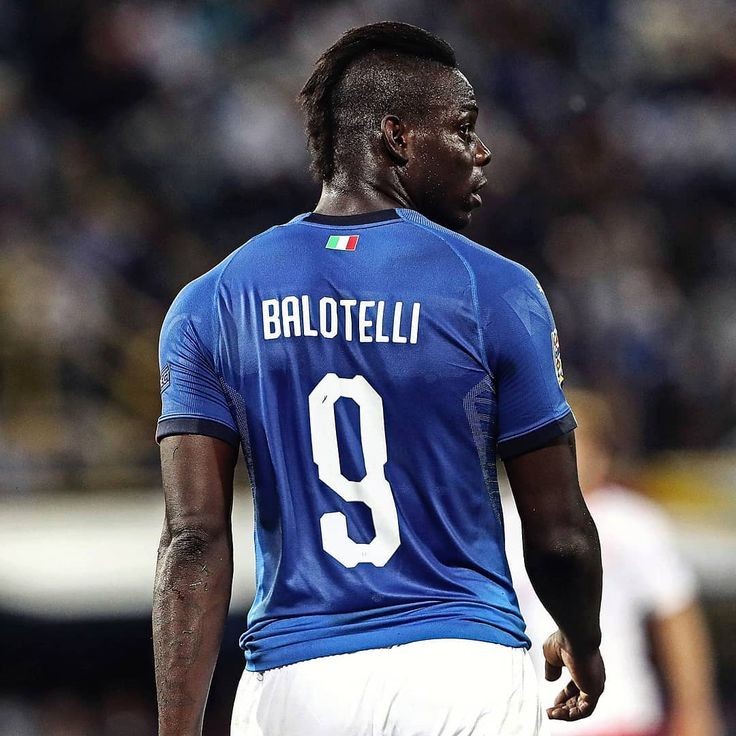elyelsccp's tweet photo. se é pra fazer uma loucura pra trazer um atacante pro Corinthians eu sou mil vezes trazer o Gabigol ao invés do Balotelli.

Gabigol jogou muito mais que o Balotelli e sempre demonstrou gostar do Corinthians.

trazer o Balotelli ao invés do Gabigol é no mínimo loucura https://t.co/xi2NdJsUW0