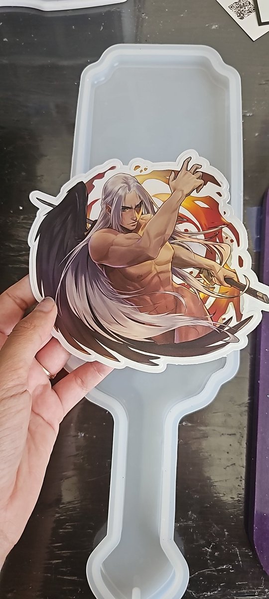 CAACCrafts's tweet photo. Sephiroth Custom Start! Look at this delicious artwork 😩💞 https://t.co/LJkAm17Wyy