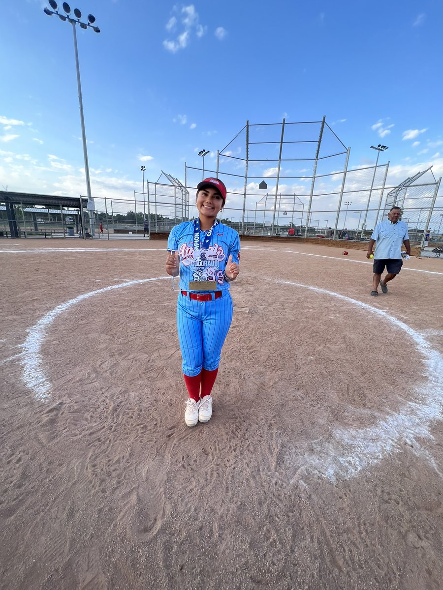Huge win this past week in Colorado! We took 1st in the 16U open division with an 11-1 record. So grateful for this opportunity and taking part in the All-Academic games, couldn’t be more proud of this team❤️