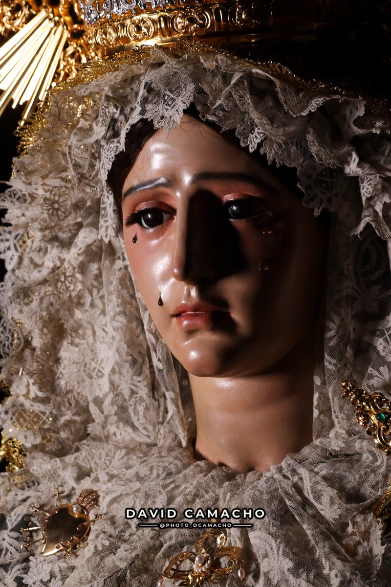 currohita's tweet photo. A Ti, todos los honores,
todo el fervor y la gloria
que este pueblo y su historia,
Madre mía de los Dolores,
le devuelve a tus favores.
Por ser su Santa Guardiana
Brenes te corona y proclama,
dulce Madre de Bondad
para toda la eternidad,
Madre, Reina y Soberana. https://t.co/pRa8jni3rQ