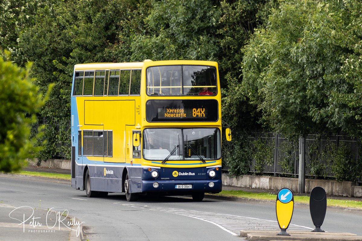 AtlanteanPete's tweet photo. AX647 after 18 years in service is still earning a crust. Seen here today in proper @dublinbusnews livery👌🏼in Kilcoole heading towards Newcastle operating the 12:00 #DB84X from Hawkins Street. A Volvo B7TL Alexander ALX400 is a very rare sight in this area these days. https://t.co/yx5EvDGhuR