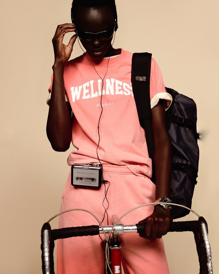 Discover the Dip Dye collection by Sporty &amp; Rich at our activewear department