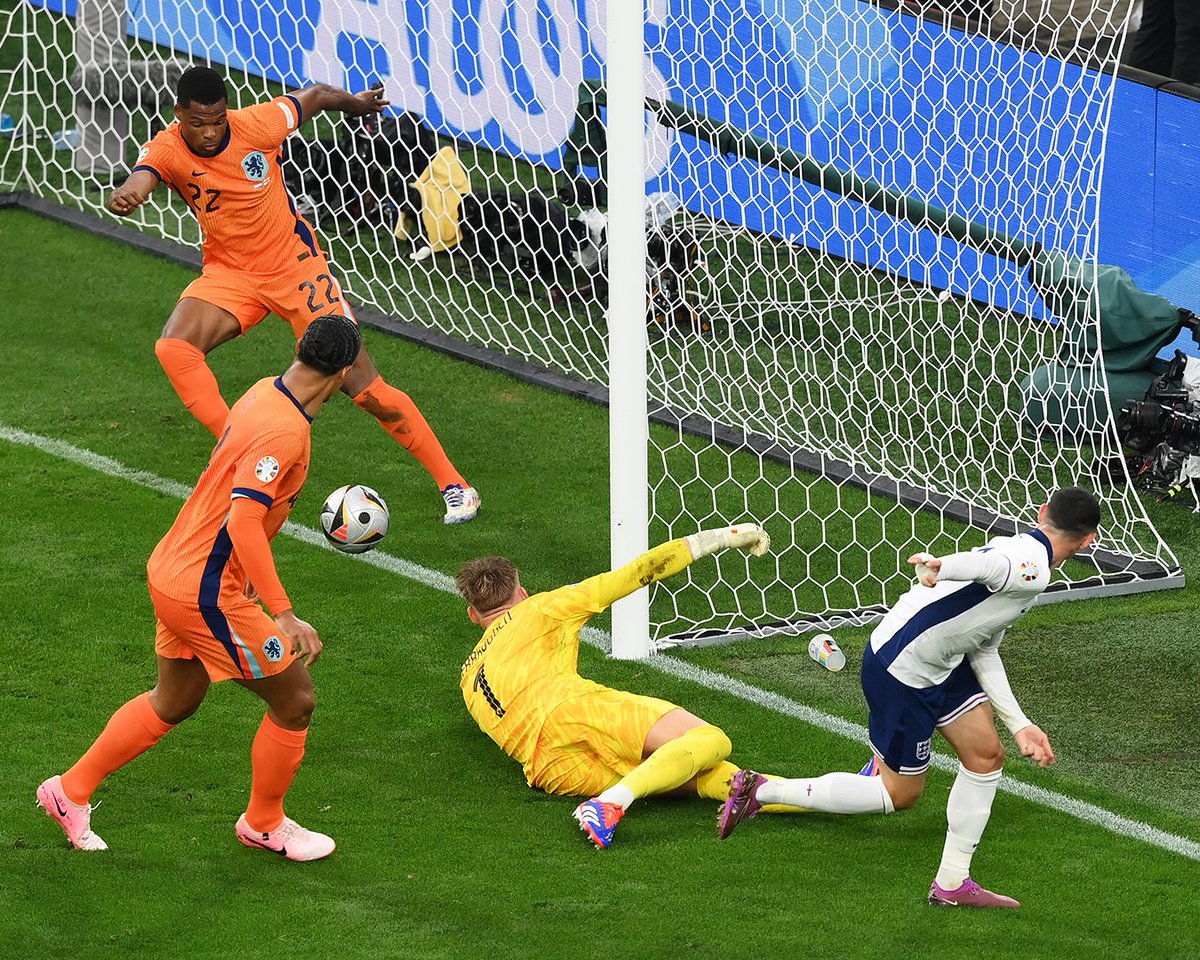 🇳🇱 準決勝 オランダ×イングランド 前半終了 🏴󠁧󠁢󠁥󠁮󠁧󠁿 36年ぶり