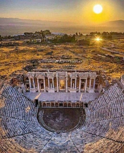 Hierapolis Ancient City Theater/Denizli-Türkiye