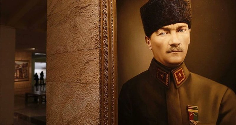 Umutsuz durumlar yoktur, umutsuz insanlar vardır. Ben hiçbir zaman umudumu yitirmedim.
- Gazi Mustafa Kemal Atatürk