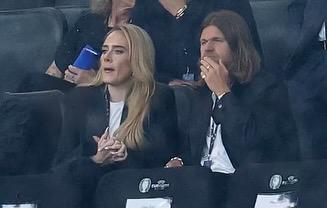 Adele's Values tweet media