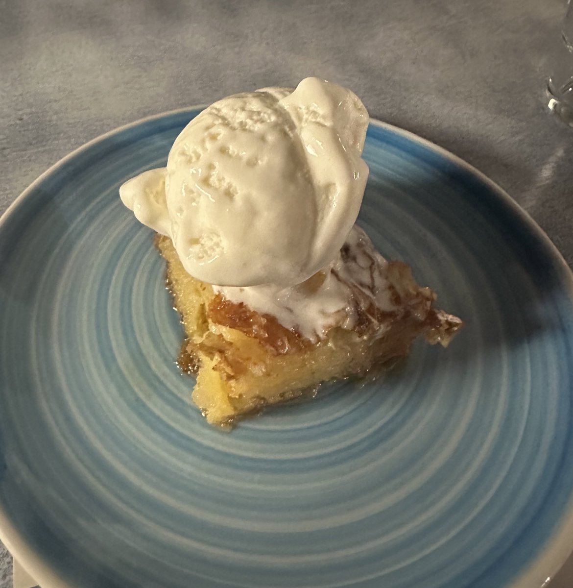 zanzaneet's tweet photo. For desserts we got treated to a famous orange pie. How could we have not experienced this Greek classic before? #desserts #Greekdesserts #orangepie #kefalonia #kefalonianfood https://t.co/aH8fjCZjKc