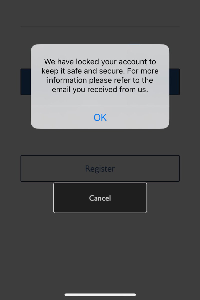 OnlyAngie_'s tweet photo. @British_Airways  Constantly showing these messages! How am
I meant to use this app whilst travelling? Very poor. Big British Airways and can’t even invest in an app that works! https://t.co/rJiQHn4ytg