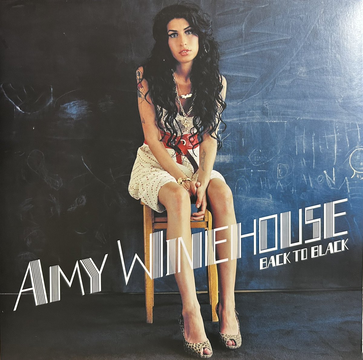 KingGuitarClass's tweet photo. 今日の1曲!
Amy Winehouse,
You Know I'm No Good.
https://t.co/t7VH5Ylach
#rhythmandblues
#blueeyedsoul
#universalrecords
#amywinehouse https://t.co/VtqSm9YnsJ