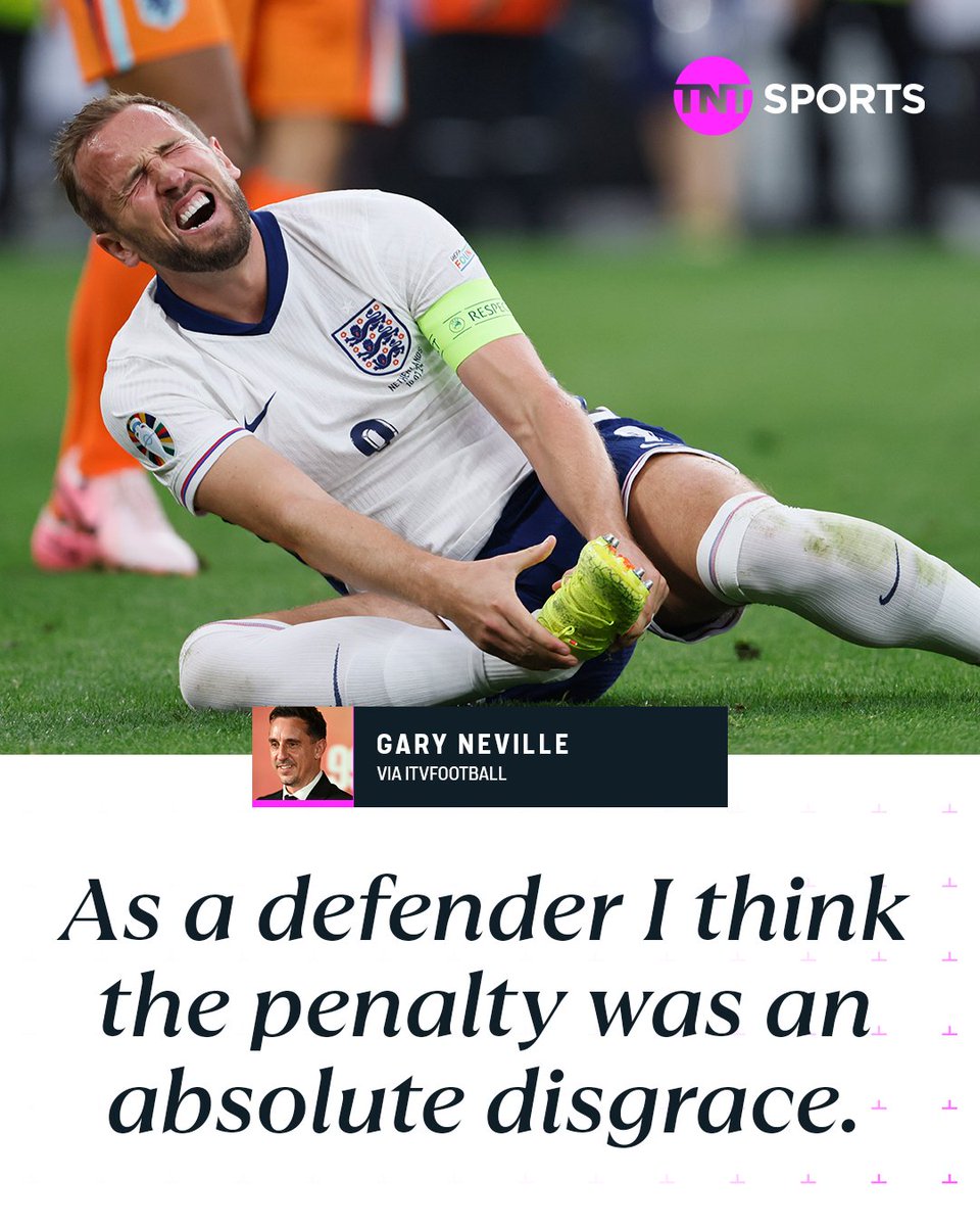 Gary Neville has claimed England's penalty decision was a 'disgrace' 😬