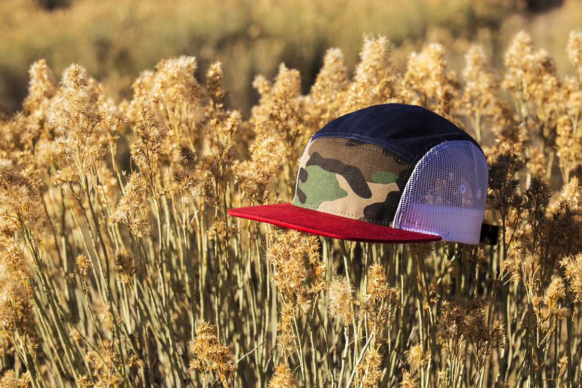 Captuer's tweet photo. C20-CTM #5panel #TruckerHat is always a classic.

Hat 📸 - C20-CTM

#CustomHeadwear - https://t.co/4RtjCx1M3u

#CustomStrapback #CustomHats #streetwear #PatchGame #CustomHat #Custom5Panel #HypeBeast #MerchGame #Strapback #Foamy #Branding #Merch https://t.co/RNlt8EO1Ly