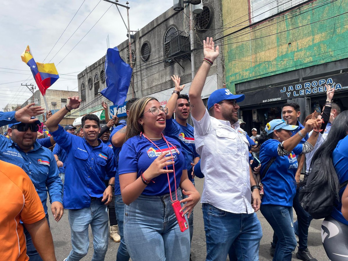 Manuel Rosales recorre San Félix en respaldo a Edmundo González 

instagram.com/p/C9QUvOFxpZY/…