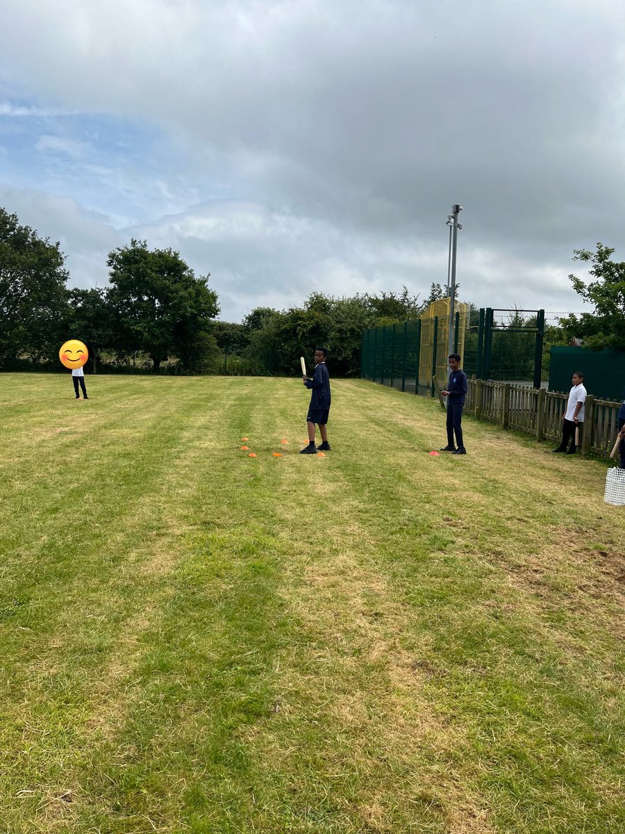 CGregoryREMAT's tweet photo. @stsilasschool and @CroxtethC had lots of fun at the @RainbowEduMAT Rounders Competition. https://t.co/JOJoEl3VJK