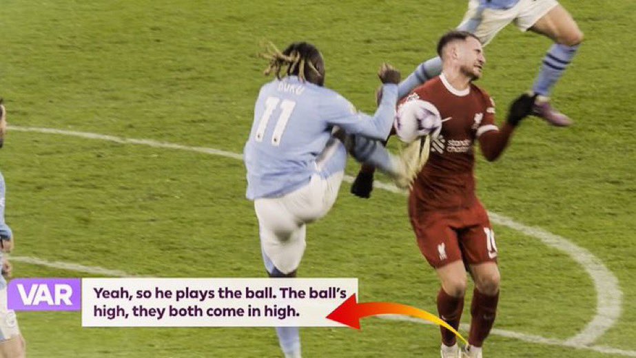 BrianDurand56's tweet photo. Seems like football has moved on considerably in 5 months https://t.co/3jWfjao7ZF