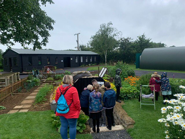 Lakeside_school's tweet photo. Year 1 & 2 went to Hibaldstow last week, to the newly opened Aviation Heritage Centre. They had a fabulous time and even saw some skydiving! #flighttopic #localvisit #learningaboutthepast https://t.co/Lsf0Cd3tdK