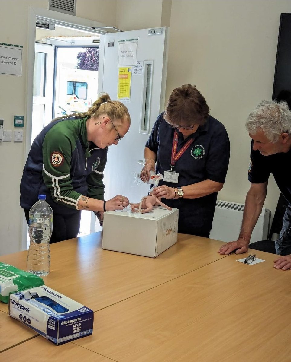 Wednesday Weekly 

Our CFR members visited the National Ambulance Service centre and were practising CPR on neonatals. It was a fun filled informative afternoon. Thank you to the <a href="/nasmidwest/">NAS-OpsSupport</a> for having us out!
#EnnisRoadCFR
