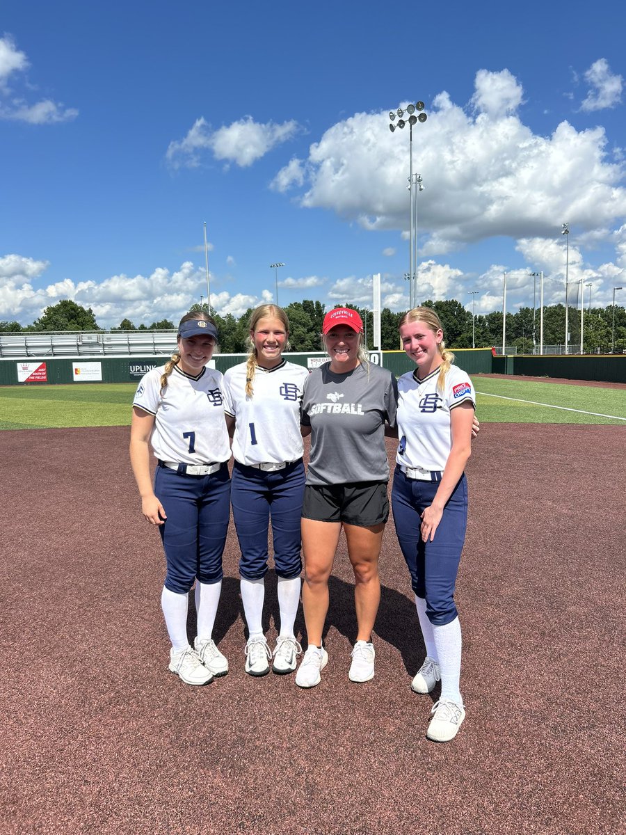 Haylee Bauer tweet media