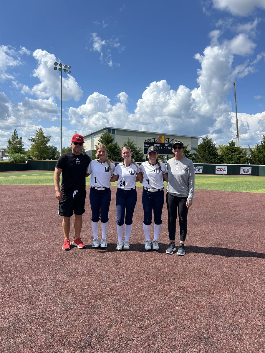 Haylee Bauer tweet media