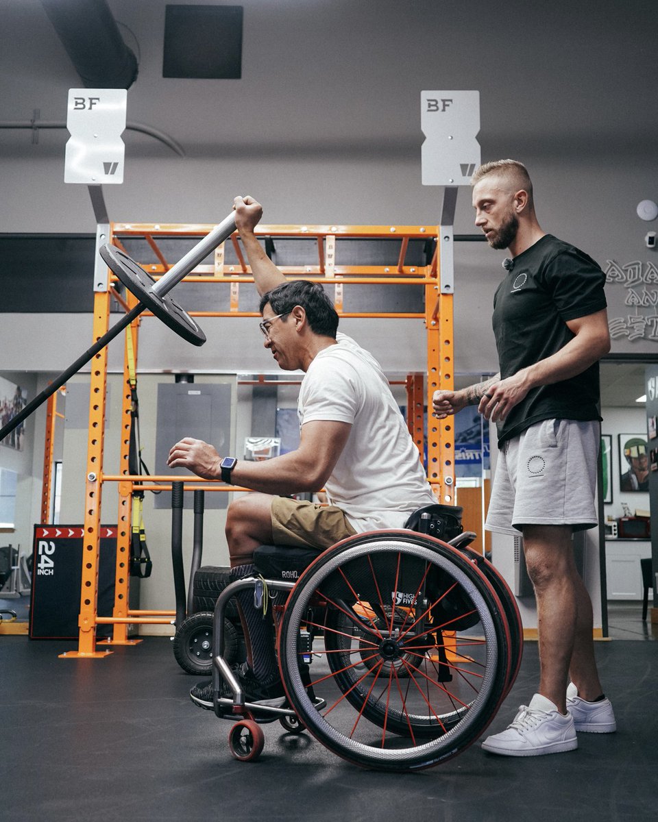 BeaverFitUSA's tweet image. The weather isn't the only thing heating up in Truckee ☀️ High Fives athletes are getting #DamStrong with outdoor training sessions on the Beyond Trailer, in addition to their custom rig inside.