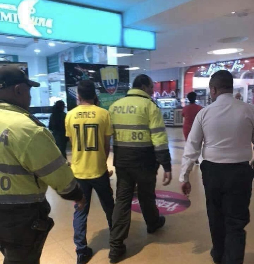 abrenesu_'s tweet photo. increíble ya empiezan a ayudar a argentina 🤦‍♂️ https://t.co/28Zl5cZvwn