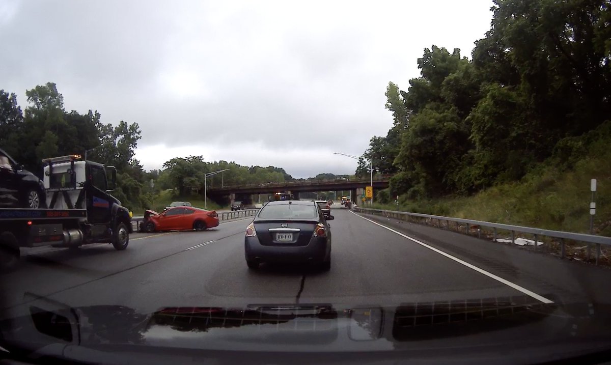 akflyer11's tweet photo. @mcfw videos aren't uploading for some reason, but here's the causes of 490E traffic today. 31F exit closed, along with the semi/car accident at 31 https://t.co/TeJVnf8NYd
