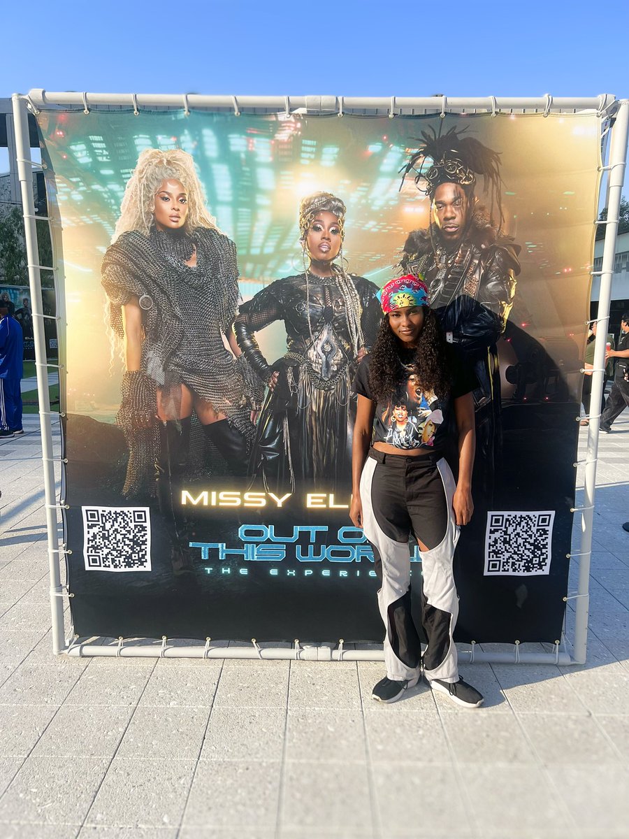 BrittanyLovesC's tweet photo. At the music center!!! So excited for @MissyElliott’s Birthday &amp; Tour kickoff Celebration tonight 😭🔥🔥🔥😍 #OutOfThisWorldTour #PartyOnThePlaza #LA https://t.co/bmU3LxWEq7