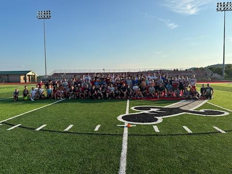 BransonFootball's tweet photo. We had an awesome night with our youth football players.  Future is bright for the Pirates! https://t.co/7AUsT1GB4Z