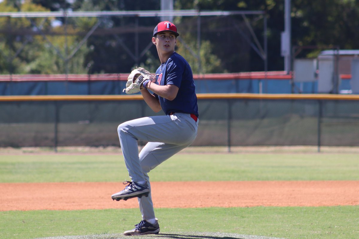 ‘Backs win 3-1 to open the 2D World Series!

Tompkins: 4.0IP/ER/5K/W
Jones: 3.0IP/0H/0ER/SV
Odum: 1-3/RS/SB
Wrather: 1-3
Abernathy: 1-3/2RBI
Curtis: 1-3
Moton: 1-2
Leverette: 1-3/RBI
Verge: 1-3
Vetetoe: 1-2

Next game tomorrow at 4:45pm at MTSU!