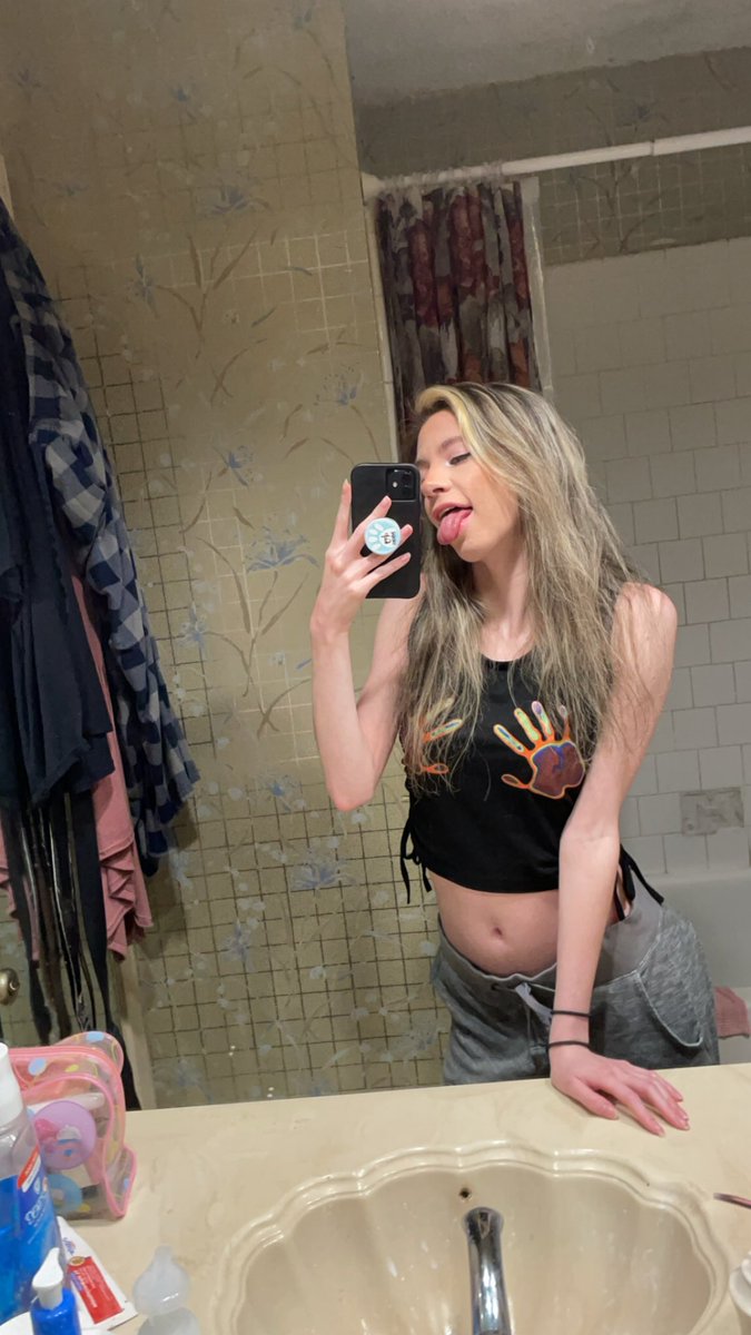 Katelyn tweet media