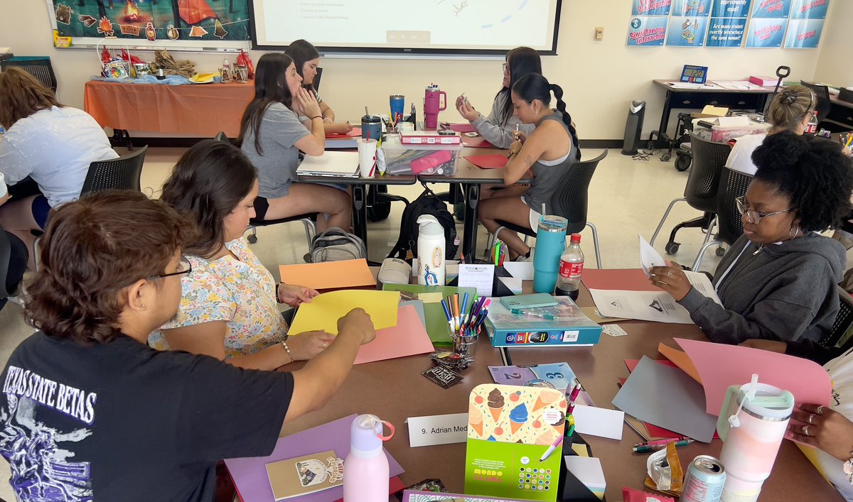 Texas State Teacher Fellows tweet media