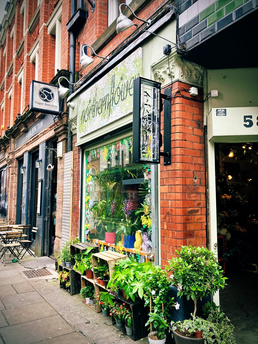 DiemerStefan's tweet photo. Post-@TaLC2024 walk through Manchester‘s Northern Quarter 🐝 #TaLC2024 https://t.co/2nbuxkXBkZ