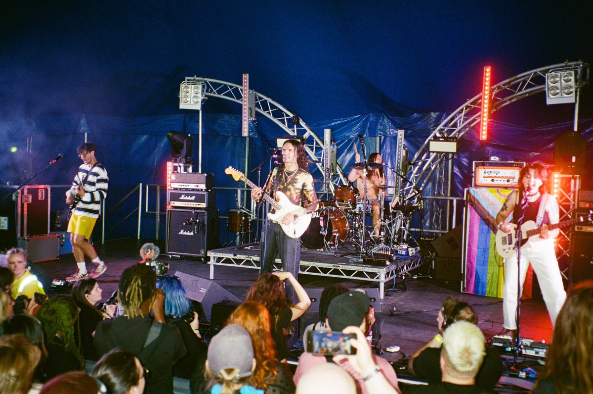 JoshLeveridg3's tweet photo. I think I’m going to fall in love with shooting film, not bad for first time 😎

Old shots from last years @2000trees 

#filmphotography #photography #2000trees https://t.co/vEX2UDAhMm
