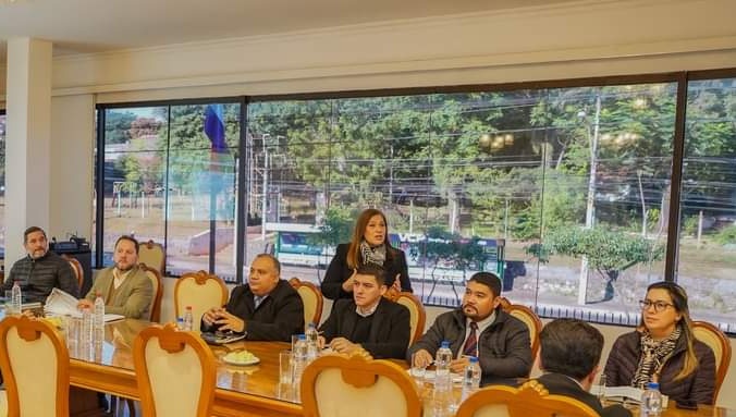 EdelmaPedrozo's tweet photo. Mesa de trabajo con el Equipo de Alto Desempeño.3ra jornada. 🙌
DirecciónPlanificaciónEstrategica. https://t.co/03rfnd77rt