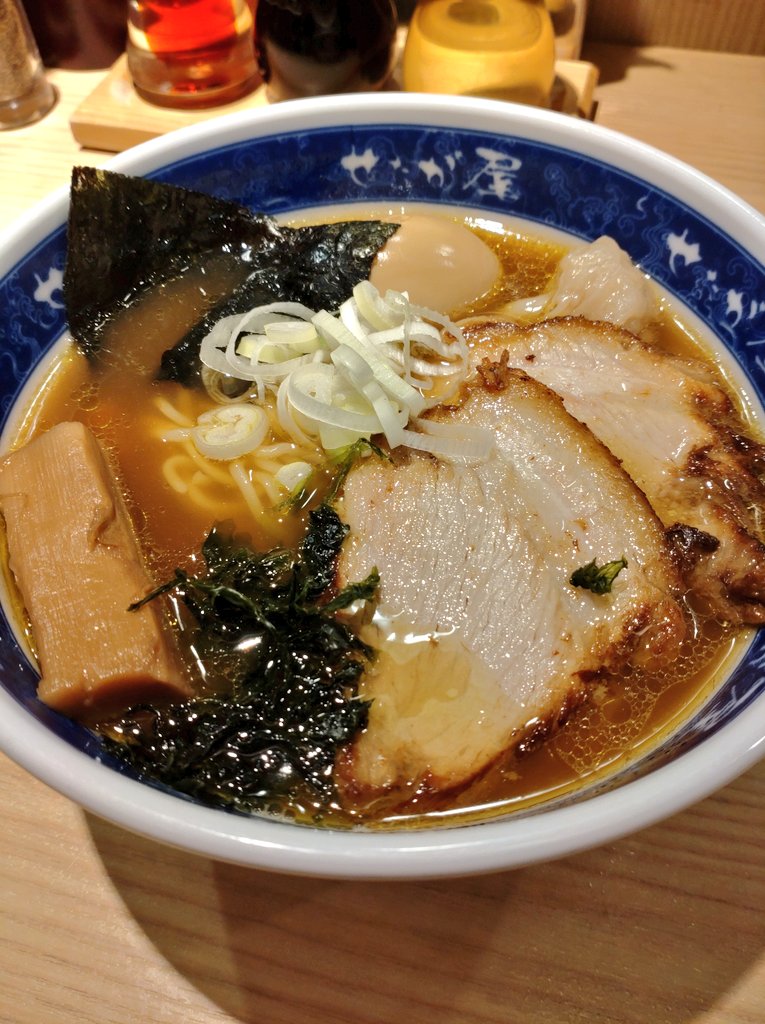EO8o7e8IkWvbdNF's tweet photo. #せたが屋　#せたが屋らーめん　#羽田空港
朝食です https://t.co/xpLBL9sZPL