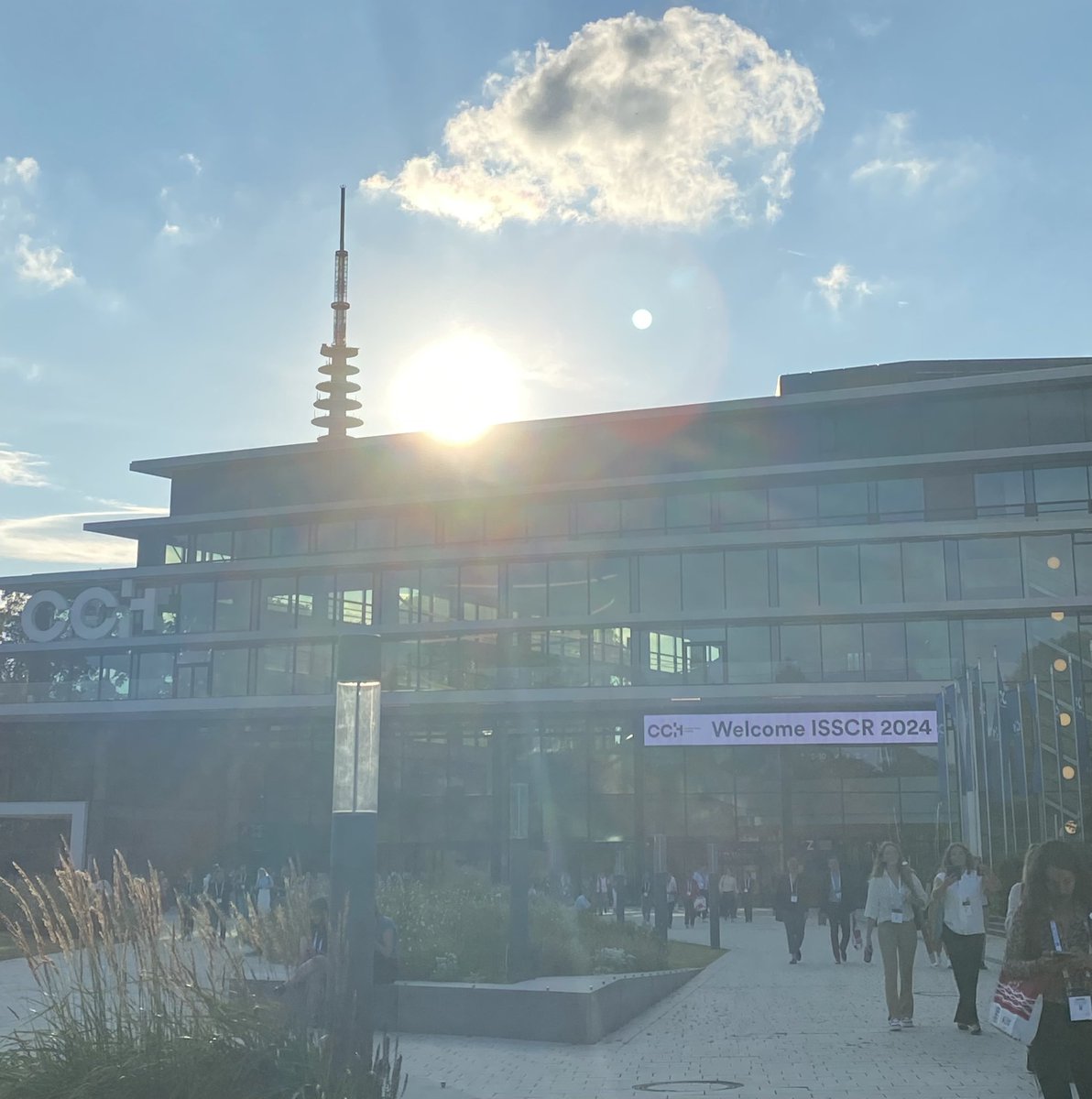 SouadDaamouch's tweet photo. Day 1 at #ISSCR2024 and my first time attending this conference. What an incredible start! The venue, the speakers, and the networking have all been fantastic 🇦🇺🇺🇸🇩🇰. Excited for what's next 😉 #StemCellResearch https://t.co/Y27JyBOPgG