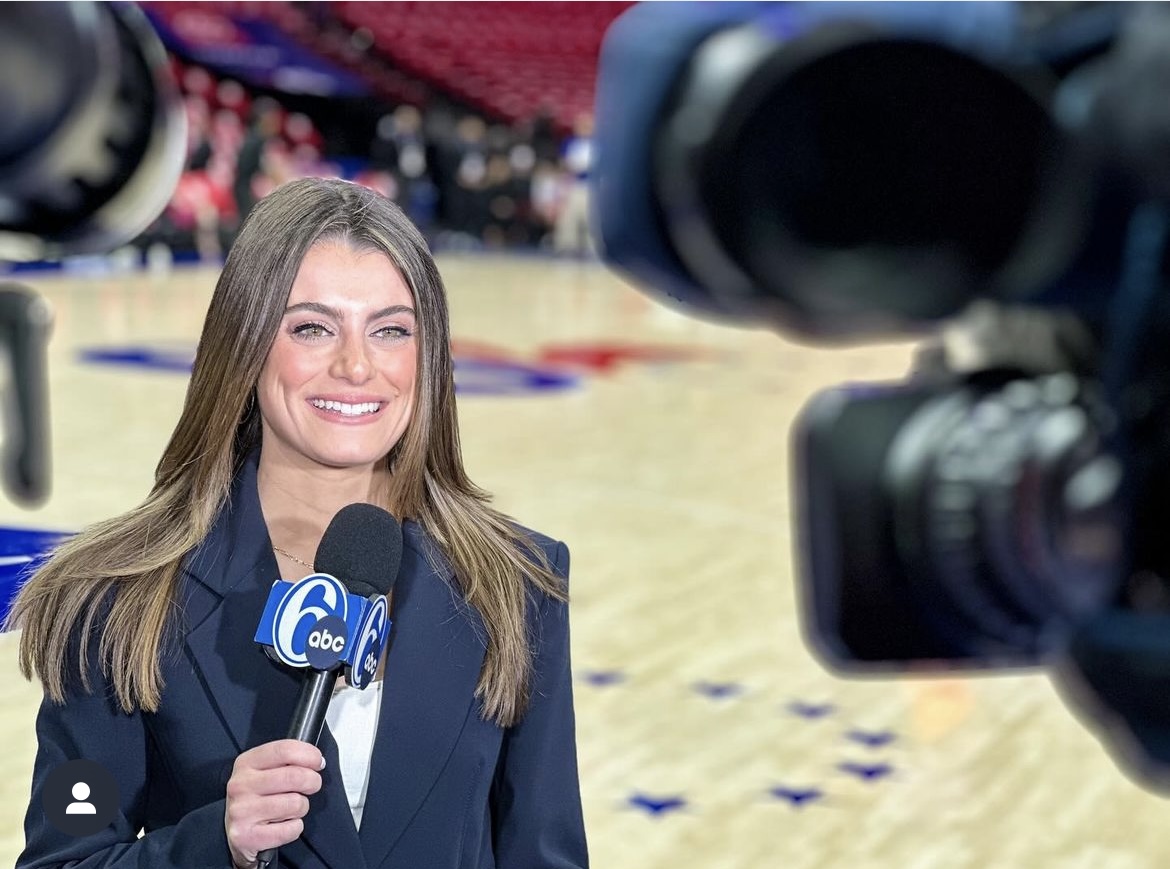 cbkmediamgt's tweet image. Congrats to client @ella_galati on celebrating her one year anniversary today as a sports anchor/reporter at @6abc in Philadelphia. Gabriella has been a tremendous addition to WPVI and the Philly market!
#PhiladelphiaTVNews 
#6ABC
#WPVI
#SportsAnchor
#SportsReporter
#TeamCBK