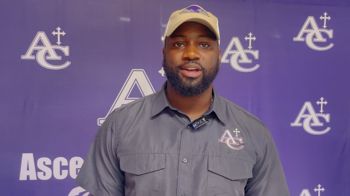 Eric Richey (@ericricheyvsn) on Twitter photo The Lowell Narcisse Era is underway at <a href="/BulldogsAc/">AC✝️🏈 Bulldogs</a>
Interviews here with:
<a href="/L_Narcisse2/">Lowell Narcisse Jr.</a>
<a href="/CoachRobertVal/">Coach Robert Valdez</a>
@ATM_Drxww
<a href="/ElzyChad/">Chad“papi”Elzy</a>
<a href="/CamilleLeBoeuf8/">Camille LeBoeuf</a>
<a href="/MaceMelancon/">Mace Melancon</a>
Video: youtu.be/tSORBTROP_8?si…
Written story: vsn-home.com/2024/07/10/nar… The Lowell Narcisse Era is underway at <a href="/BulldogsAc/">AC✝️🏈 Bulldogs</a>
Interviews here with:
<a href="/L_Narcisse2/">Lowell Narcisse Jr.</a>
<a href="/CoachRobertVal/">Coach Robert Valdez</a>
@ATM_Drxww
<a href="/ElzyChad/">Chad“papi”Elzy</a>
<a href="/CamilleLeBoeuf8/">Camille LeBoeuf</a>
<a href="/MaceMelancon/">Mace Melancon</a>
Video: youtu.be/tSORBTROP_8?si…
Written story: vsn-home.com/2024/07/10/nar…