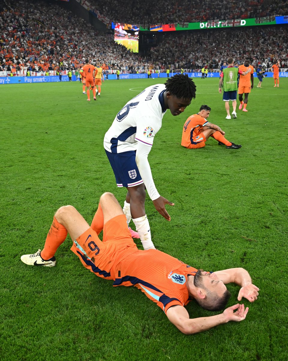Respect. Kobbie Mainoo 👏

#EURO2024 | #NEDENG