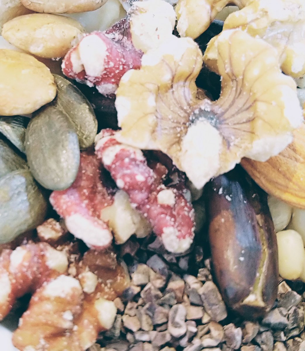 nnir_glasses's tweet photo. お題をありがとうございます
量り売り🥜📷✨ｳﾏｳﾏ😋
☔の日も一歩々々(いっぽいっぽ)
#朝活書写 【995日目】
#朝活書写_1735
#ガラスペン https://t.co/i2ogcf88jX