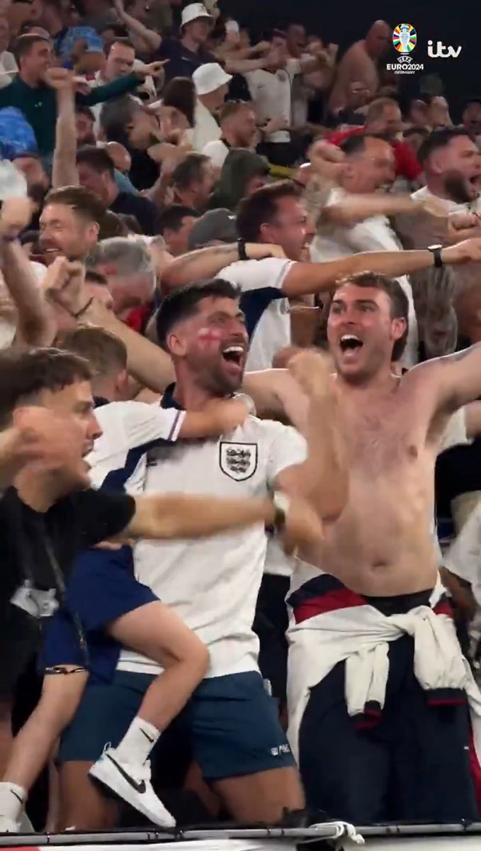 Havant & Waterlooville FC tweet media