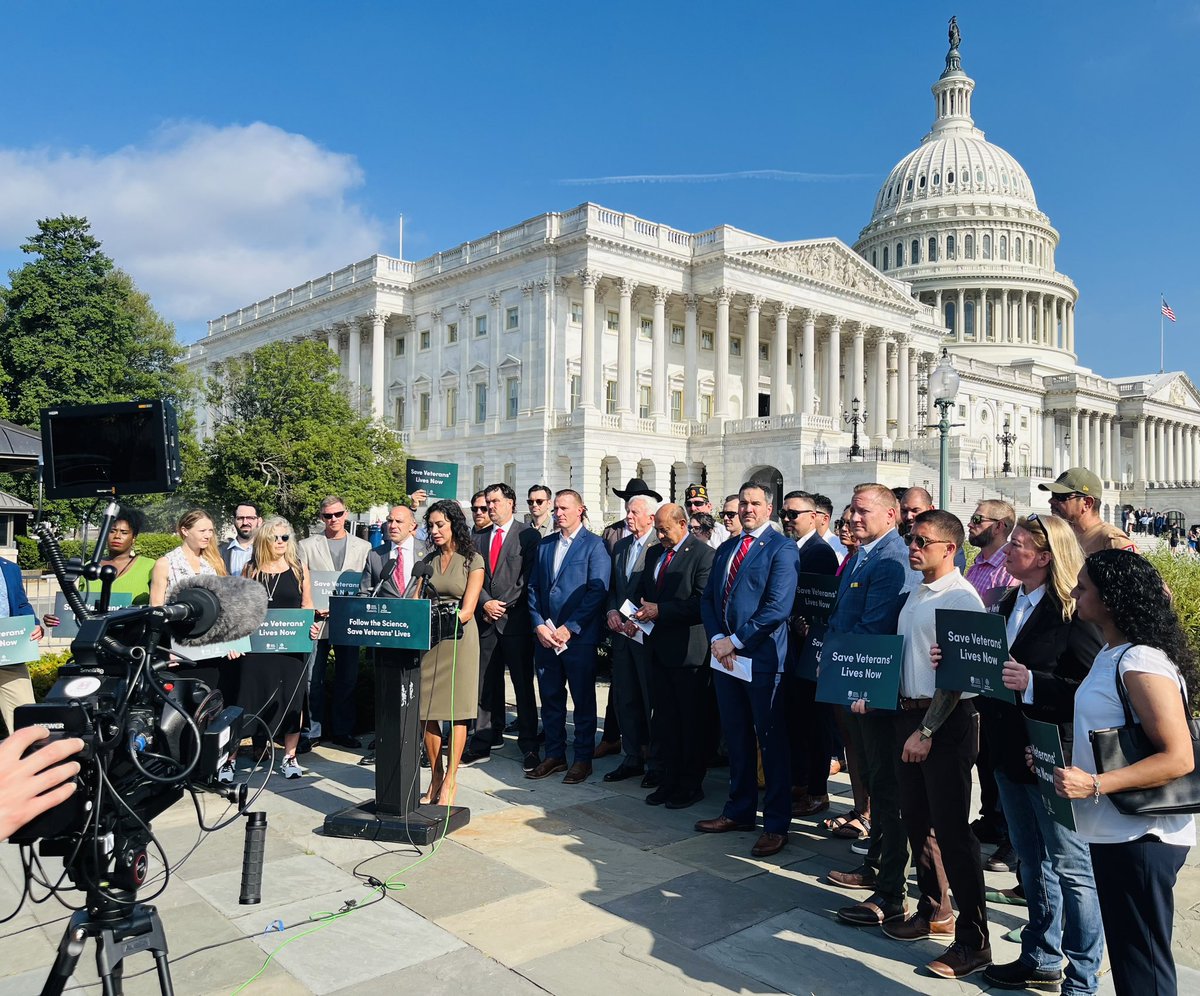 Healing Breakthrough (@hbveterans) on Twitter photo Today, on the steps of the US Capitol alongside many other advocates, Juliana Mercer spoke about the importance of the FDA following the science and approving MDMA-AT for PTSD #veterans.
<a href="/WeHeroicHearts/">Heroic Hearts Project</a> Today, on the steps of the US Capitol alongside many other advocates, Juliana Mercer spoke about the importance of the FDA following the science and approving MDMA-AT for PTSD #veterans.
<a href="/WeHeroicHearts/">Heroic Hearts Project</a>